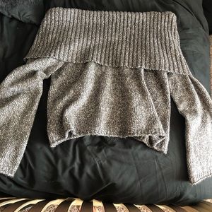Off the Shoulder Sweater Size L